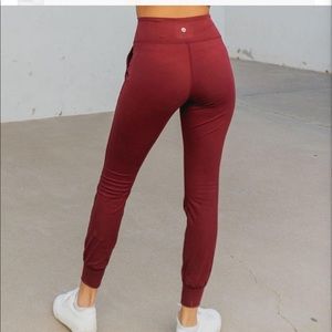 Senita Skin joggers